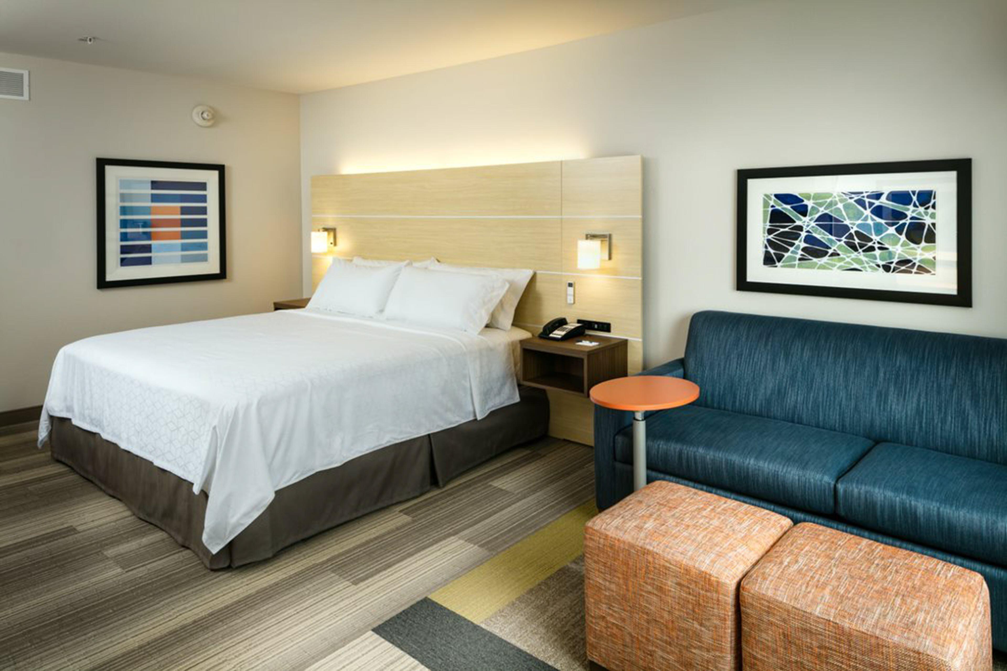 Holiday Inn Express & Suites - Medford By Ihg מראה חיצוני תמונה
