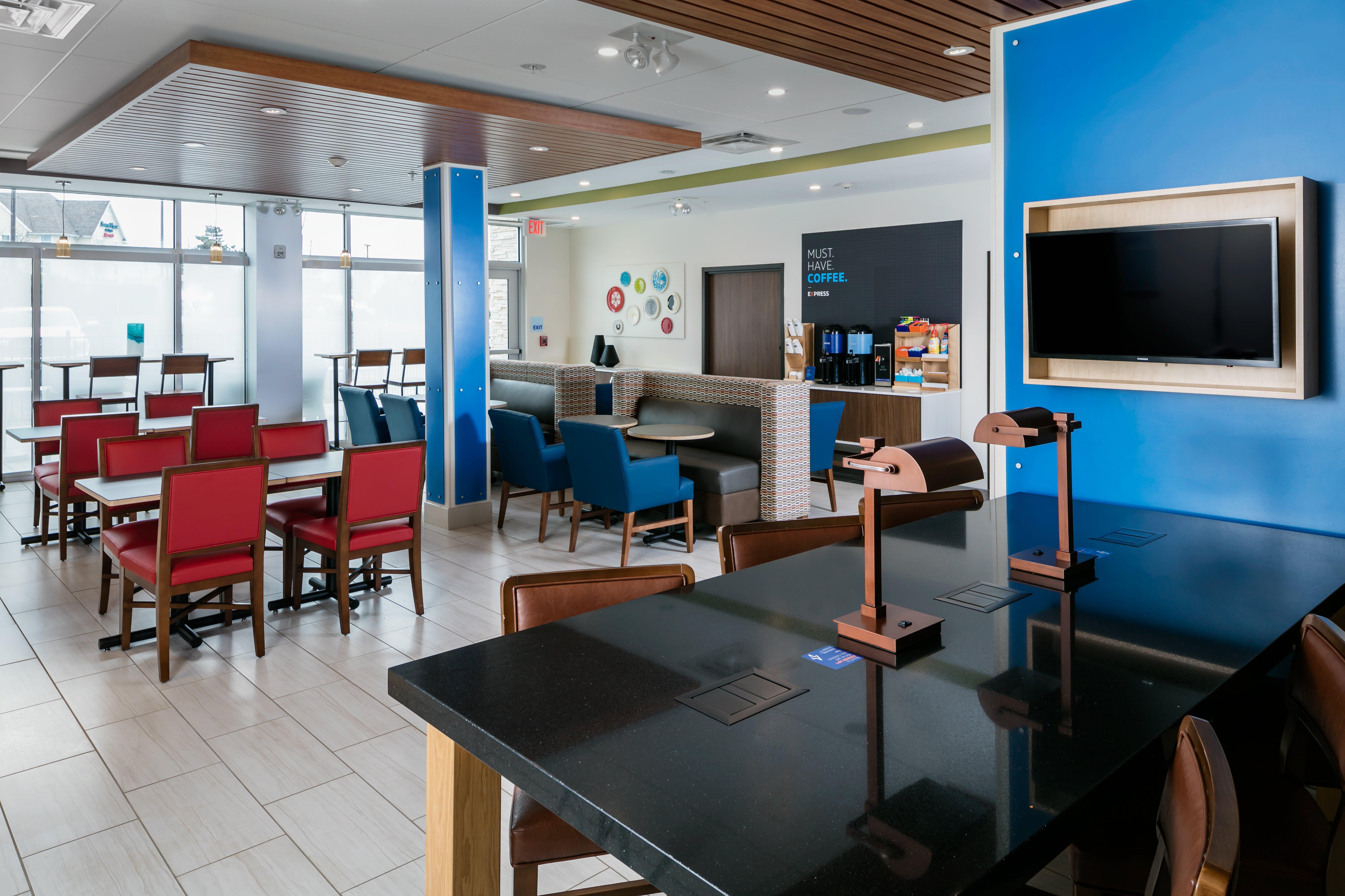 Holiday Inn Express & Suites - Medford By Ihg מראה חיצוני תמונה